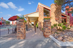 Las Colinas in Midland TX